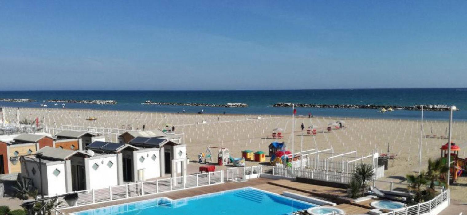 hboston it la-piscina-spiaggia 011