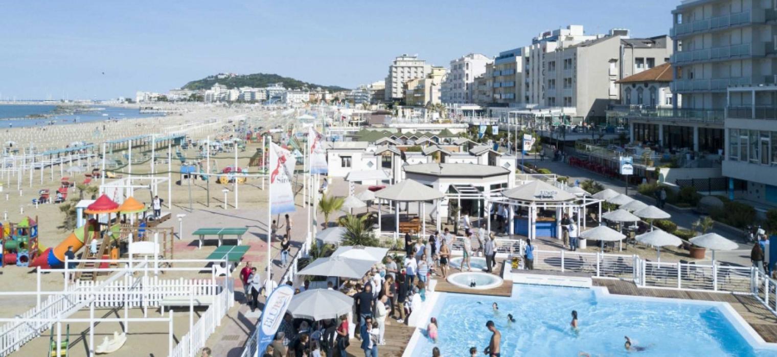 hboston it la-piscina-spiaggia 017